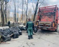 СУББОТНИКИ В ОБЛАСТНОМ ЦЕНТРЕ!