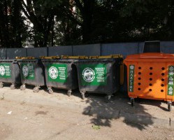 Контейнеров для раздельного накопления пластика стало больше!
