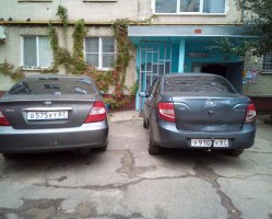 Неправильно припаркованный автомобиль препятствует своевременному вывозу ТКО!