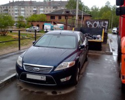 АО «СпецАТХ» призывает не загораживать контейнерные площадки машинами