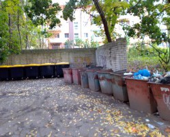 АО «СпецАТХ» продолжает осуществлять замену емкостей для накопления твердых коммунальных отходов!