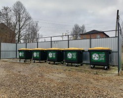 Установка новой контейнерной площадки в г. Рославль