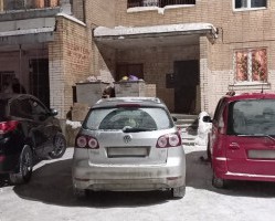 Просим не загораживать проезд к контейнерным площадкам